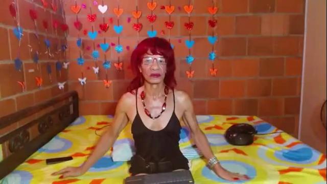 Image 6 of lorenacapelli Stream on Chaturbate on 1 month ago