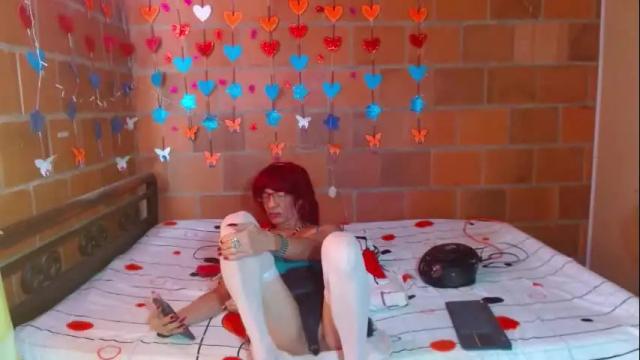 Image 7 of lorenacapelli Stream on Chaturbate on 1 month ago