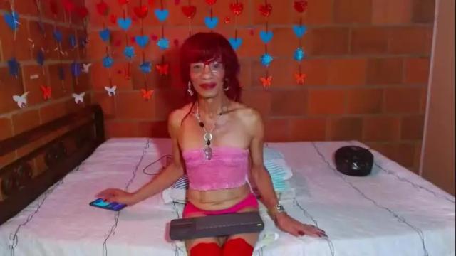 Image 12 of lorenacapelli Stream on Chaturbate on 24 days ago