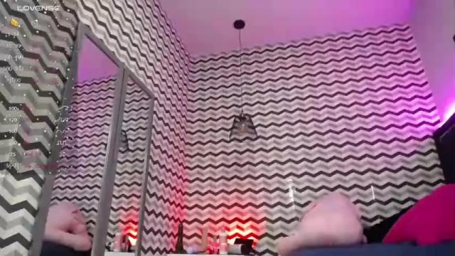 Image 8 of lorenadavies Stream on Chaturbate on 13 months ago
