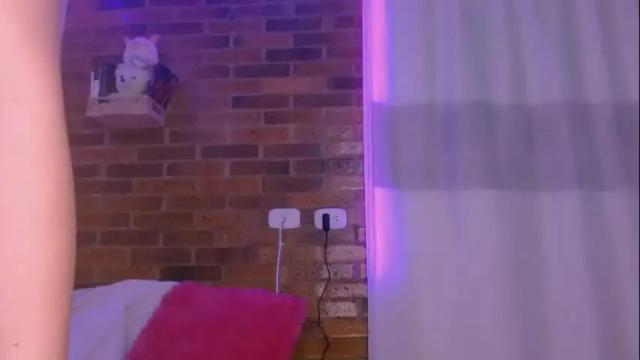 Image 10 of lorenncruzz2 Stream on Chaturbate on 19 months ago