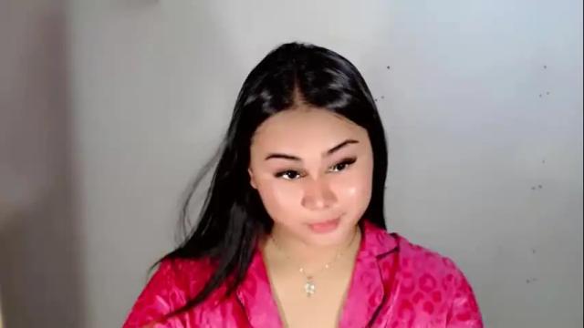 Image 4 of lorenpage_love Stream on Chaturbate on 1 month ago