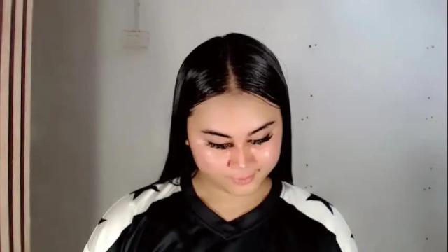 Image 12 of lorenpage_love Stream on Chaturbate on 1 month ago