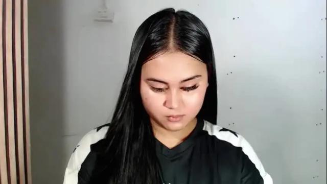Image 3 of lorenpage_love Stream on Chaturbate on 1 month ago