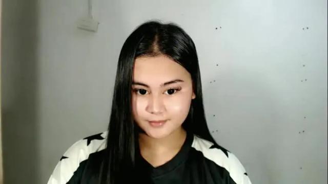Image 12 of lorenpage_love Stream on Chaturbate on 19 days ago