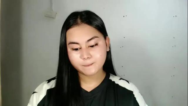 Image 8 of lorenpage_love Stream on Chaturbate on 19 days ago