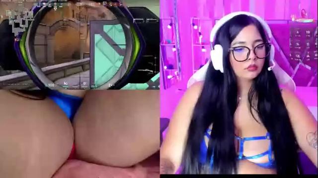 Image 7 of lorenspy_ Stream on Chaturbate on 13 days ago