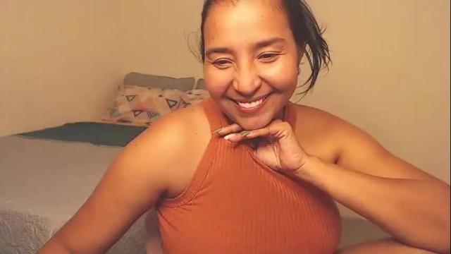 Image 2 of loretta_ Stream on Chaturbate on 4 months ago