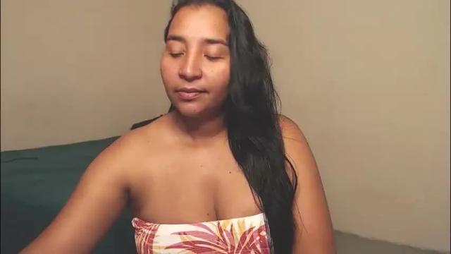 Image 3 of loretta_ Stream on Chaturbate on 2 months ago