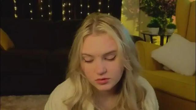 Image 10 of lorettacarnley Stream on Chaturbate on 1 month ago
