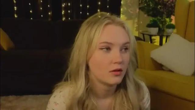 Image 11 of lorettacarnley Stream on Chaturbate on 1 month ago