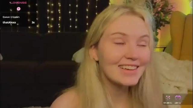 Thumbnail 3, lorettacarnley's Stream at Chaturbate, 1 month ago