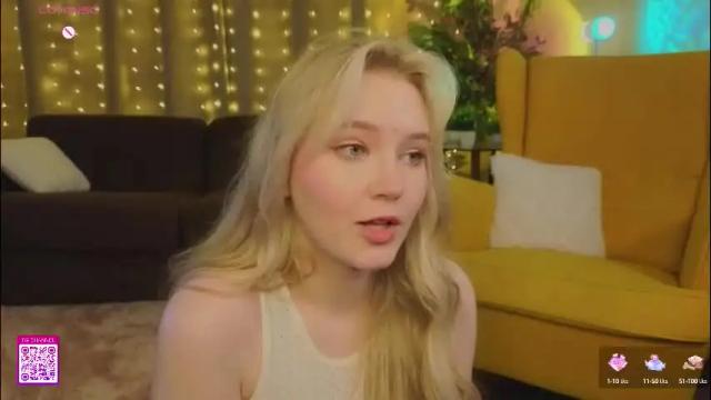 Image 12 of lorettacarnley Stream on Chaturbate on 1 month ago