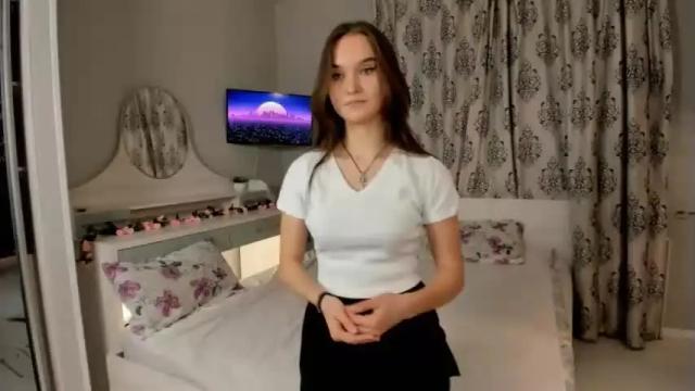 Image 4 of lorettafairleigh Stream on Chaturbate on 12 months ago