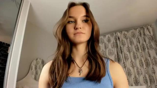 Image 4 of lorettafairleigh Stream on Chaturbate on 12 months ago