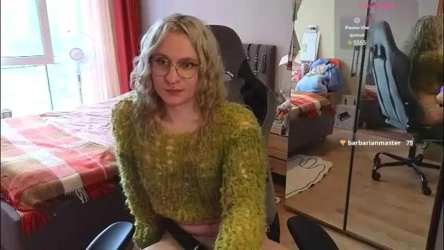 Image 4 of lori_myaf Stream on Chaturbate on 2 months ago