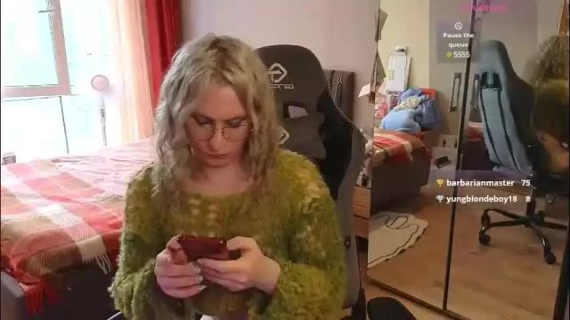 Image 8 of lori_myaf Stream on Chaturbate on 2 months ago