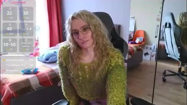 Image 4 of lori_myaf Stream on Chaturbate on 2 months ago