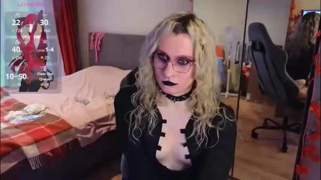 Image 7 of lori_myaf Stream on Chaturbate on 2 days ago
