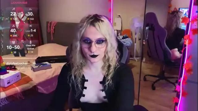 Image 7 of lori_myaf Stream on Chaturbate on 2 months ago