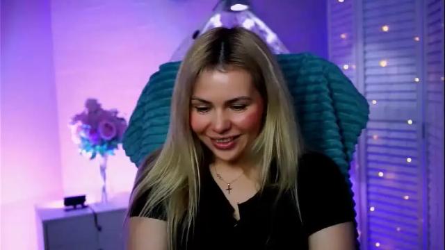 Image 10 of loricarroll Stream on Chaturbate on 1 month ago