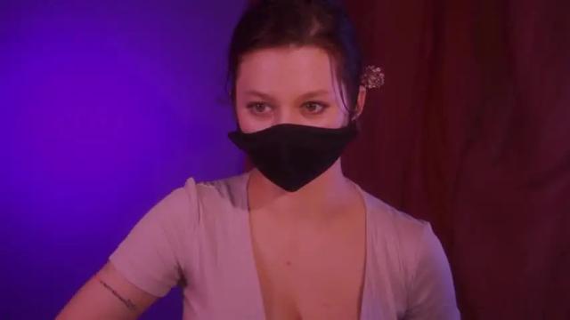 Image 2 of lorienn Stream on Chaturbate on 13 months ago