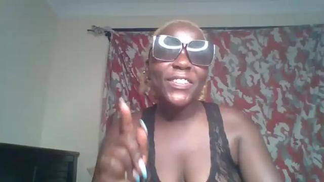 Image 7 of loritah_ Stream on Chaturbate on 15 months ago