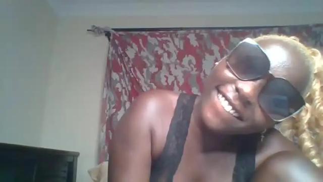 Image 8 of loritah_ Stream on Chaturbate on 15 months ago