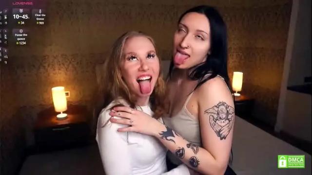 Image 4 of lornabones Stream on Chaturbate on 1 month ago