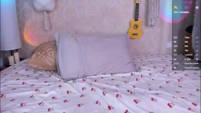 Image 12 of lornadyer Stream on Chaturbate on 29 days ago