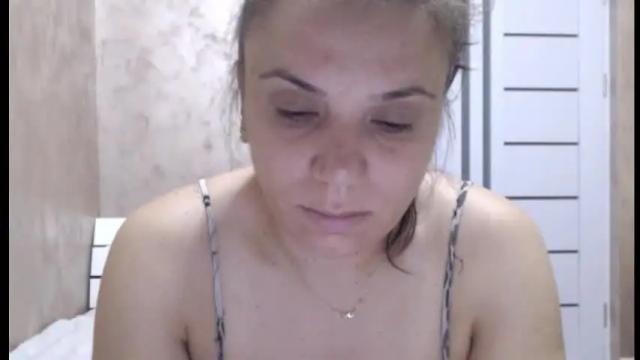 Image 2 of lorragrey Stream on Chaturbate on 2 months ago