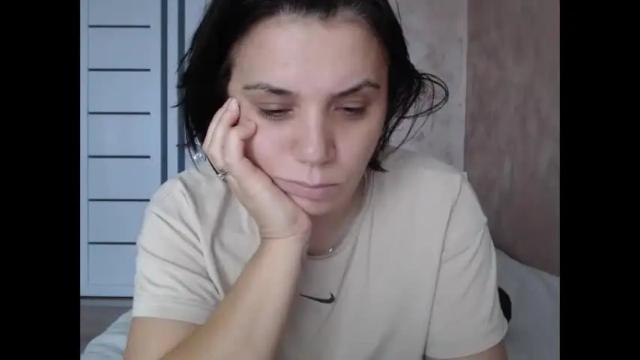 Image 6 of lorragrey Stream on Chaturbate on 3 days ago