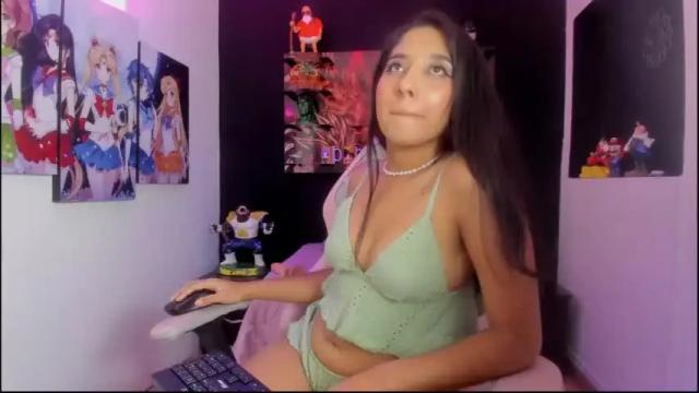Image 6 of lorraine__jhonson Stream on Chaturbate on 16 months ago