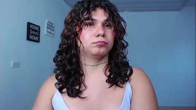 Image 2 of lorraine_baker Stream on Chaturbate on 3 months ago