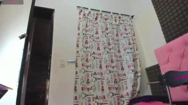 Image 6 of lorrewilliams Stream on Chaturbate on 17 months ago