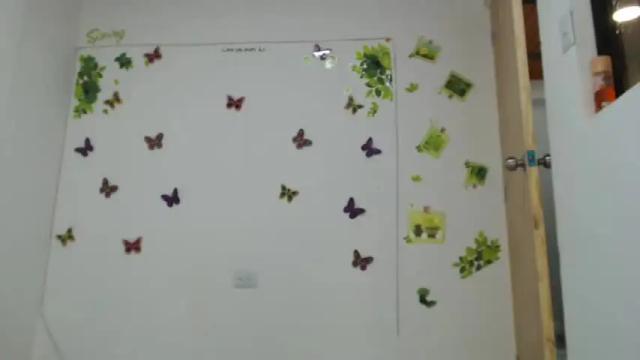 Image 3 of lorrewilliams Stream on Chaturbate on 16 months ago