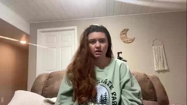 Image 2 of loserlexxx Stream on Chaturbate on 2 months ago