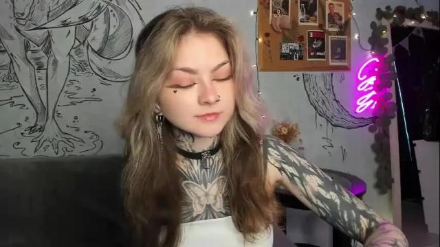 Image 2 of lostallice Stream on Chaturbate on 6 months ago