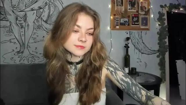 Image 2 of lostallice Stream on Chaturbate on 2 months ago