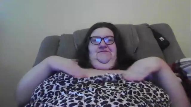 Image 2 of lottapounds Stream on Chaturbate on 7 months ago