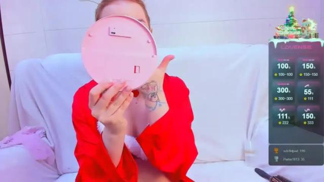 Image 7 of lottyduesko Stream on Chaturbate on 16 months ago