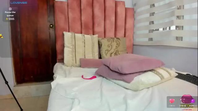 Image 11 of lou_rosse Stream on Chaturbate on 1 month ago