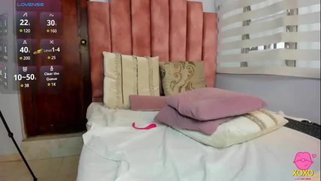 Image 7 of lou_rosse Stream on Chaturbate on 1 month ago