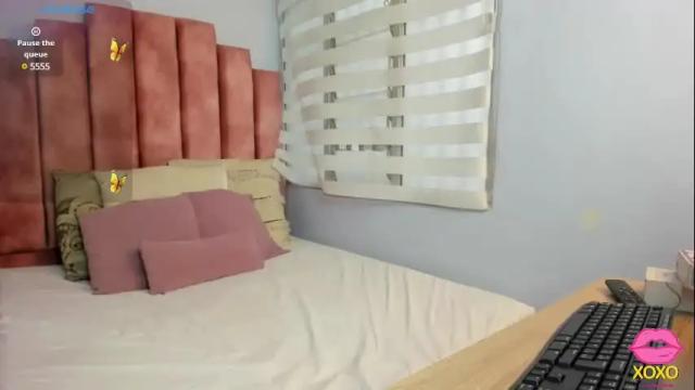 Image 4 of lou_rosse Stream on Chaturbate on 1 month ago