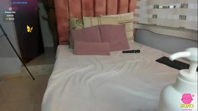 Image 2 of lou_rosse Stream on Chaturbate on 1 month ago