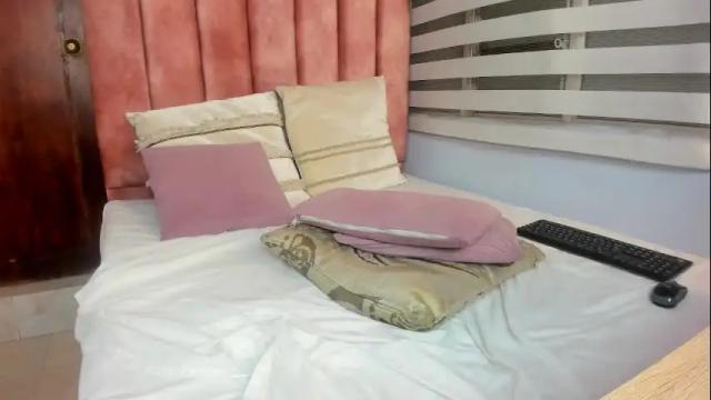 Image 10 of lou_rosse Stream on Chaturbate on 1 month ago