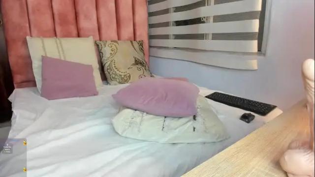 Image 10 of lou_rosse Stream on Chaturbate on 14 days ago