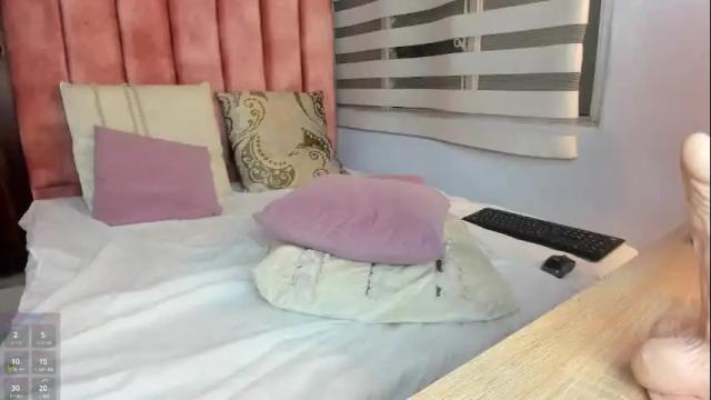 Image 12 of lou_rosse Stream on Chaturbate on 14 days ago