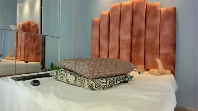 Image 10 of lou_rosse Stream on Chaturbate on 14 days ago