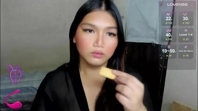 Image 2 of louheart Stream on Chaturbate on 7 days ago